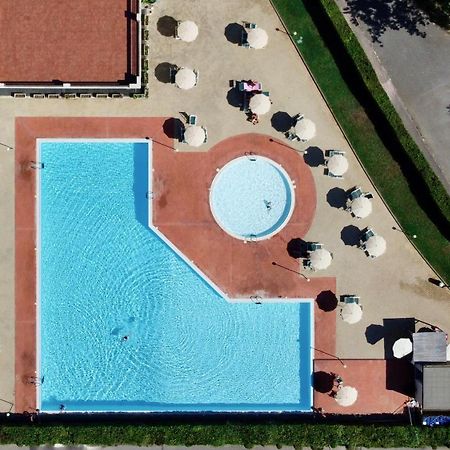 Le Residenze Di Santa Costanza - Mirto/Corbezzolo Aparthotel San Vincenzo Exterior photo