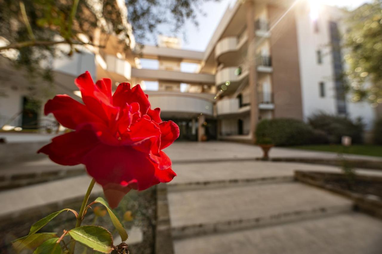 Le Residenze Di Santa Costanza - Mirto/Corbezzolo Aparthotel San Vincenzo Exterior photo